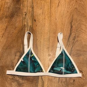 Tropical leaf print bikini top